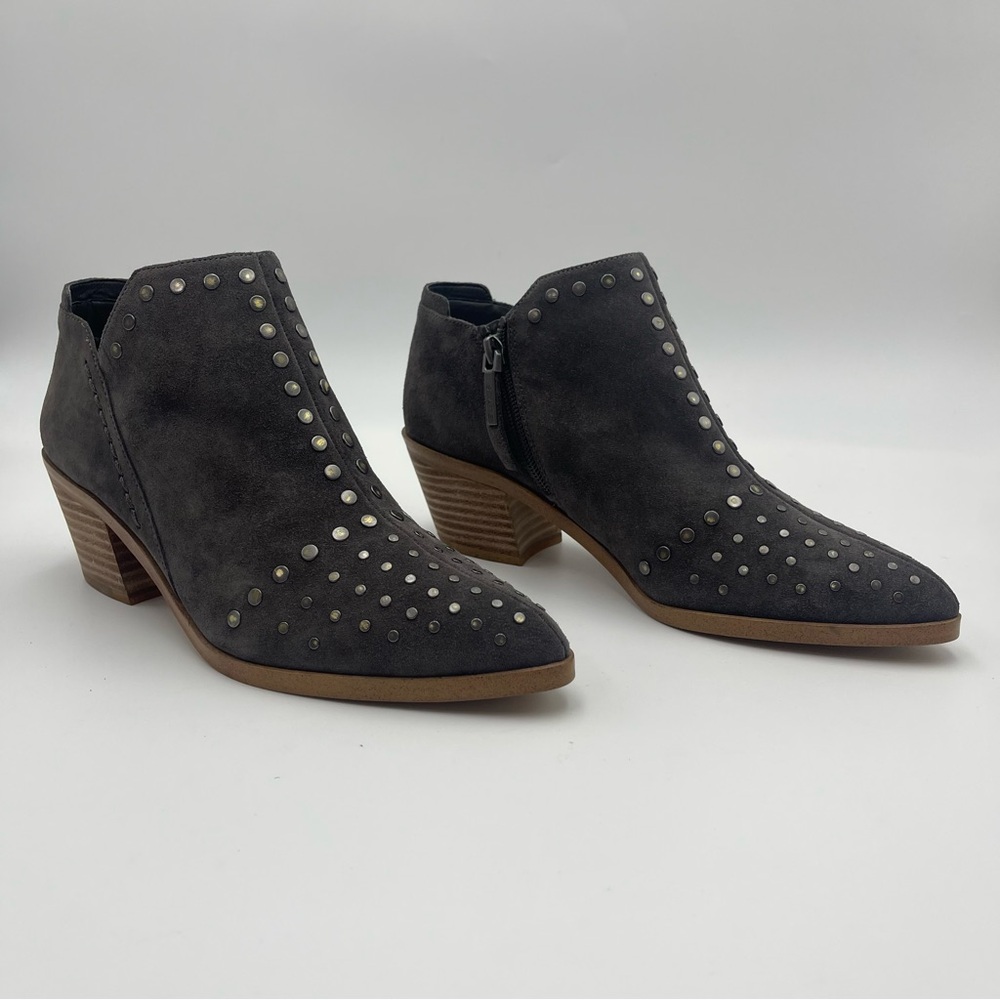 SZ 8M- 1 STATE LOKA Gray Suede Leather Studded Embellished Zip Ankle Boots